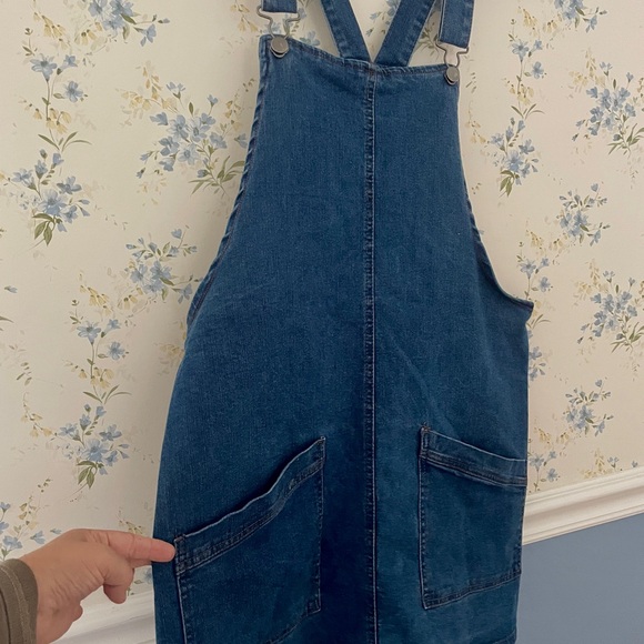 Sold 🪴

Denim Jumper - Picture 4 of 6